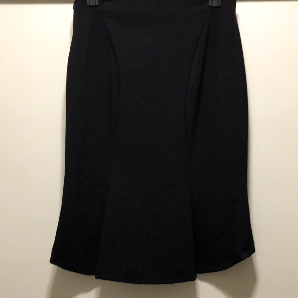 🌺 Black Classic Zara Pencil Skirt